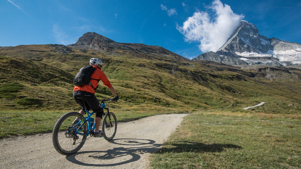 一个没有汽车只有自行车的“乌托邦”――美骑瑞士体验之旅第二站
