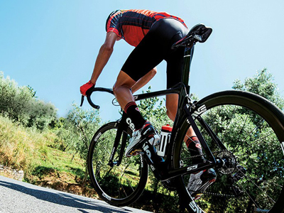 前所未有的体验：Castelli Mondiale 骑行裤